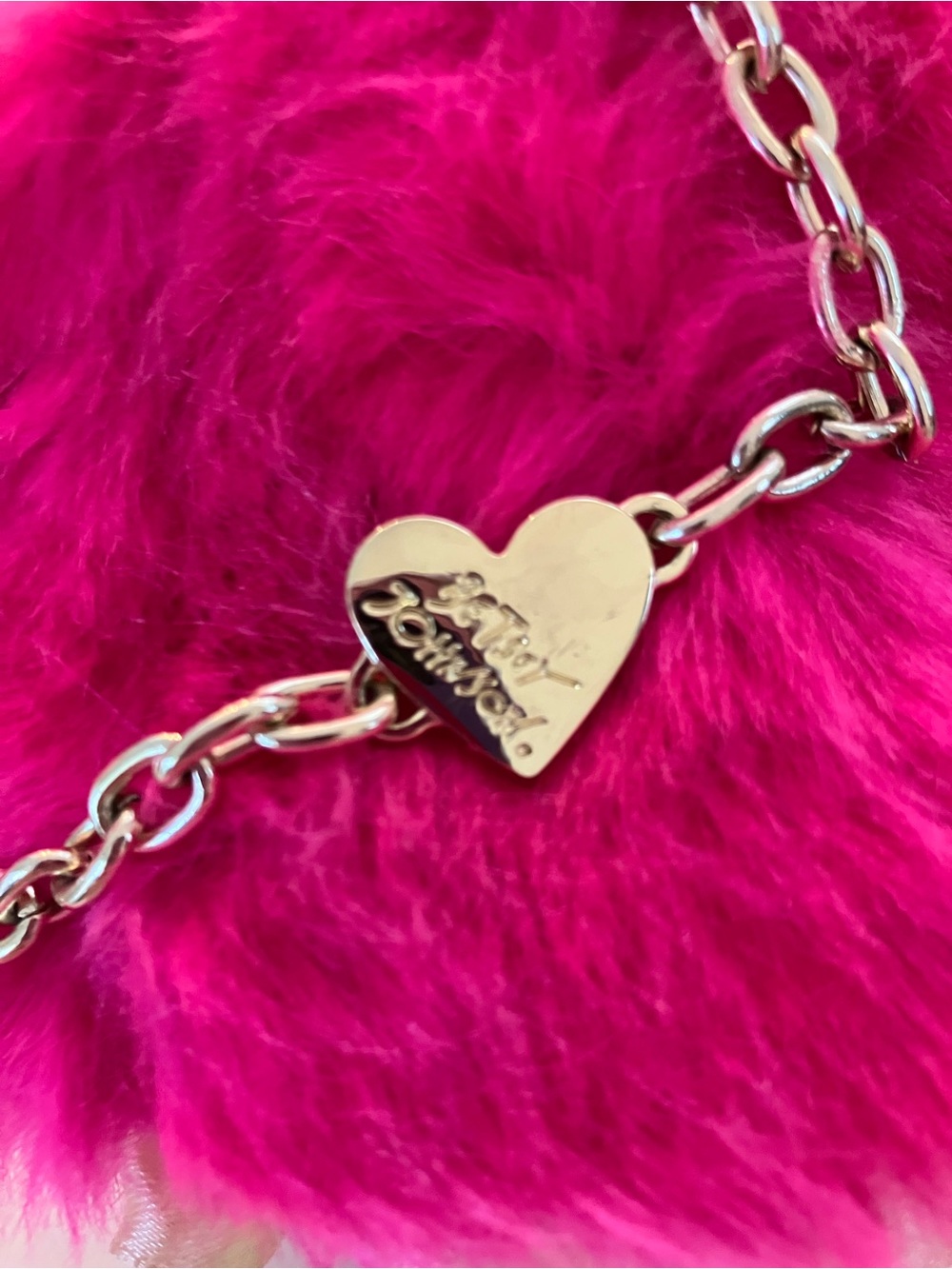 Betsey Johnson cupcake crossbody purse - Picture 8 of 9